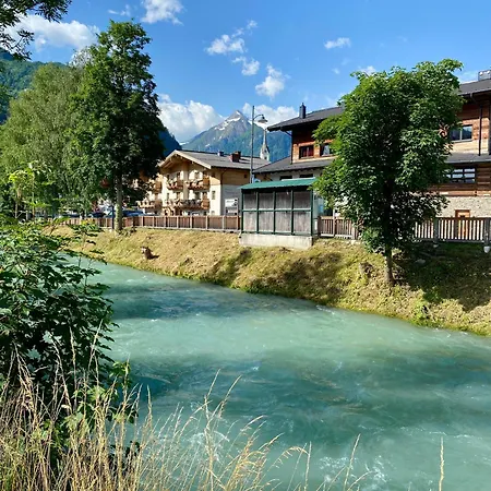 Gletscherblick By Jara